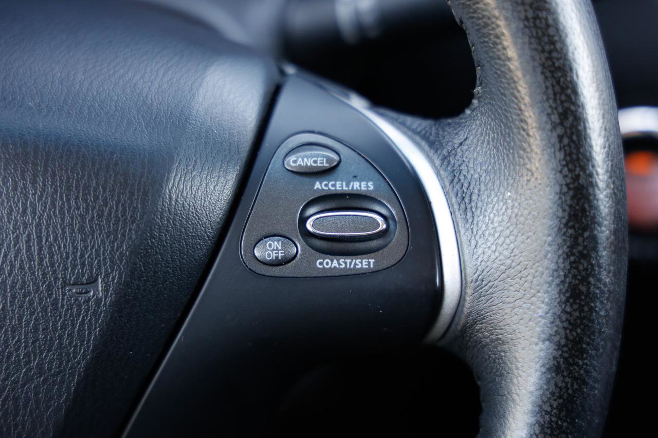 Used 2013 Nissan Pathfinder SL w/ SL Premium Pkg image 27