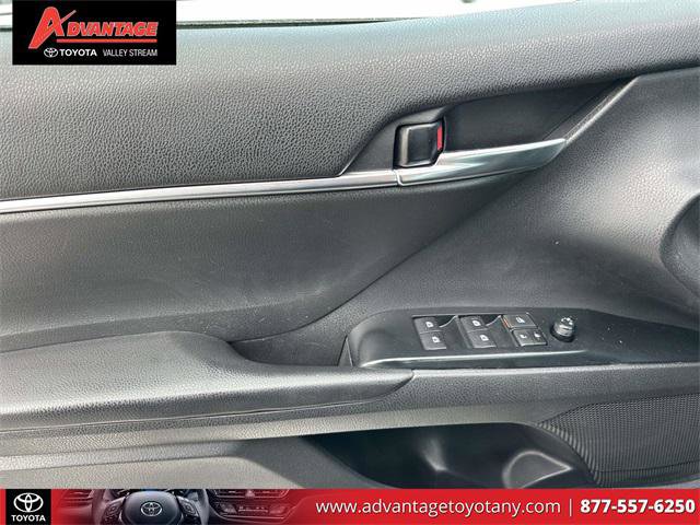 Certified 2019 Toyota Camry LE image 17