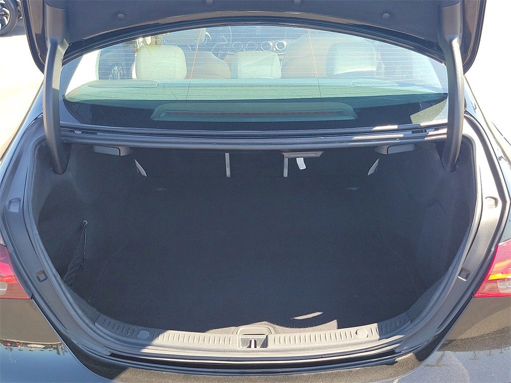 Used 2021 Mercedes-Benz E 350 Sedan image 22