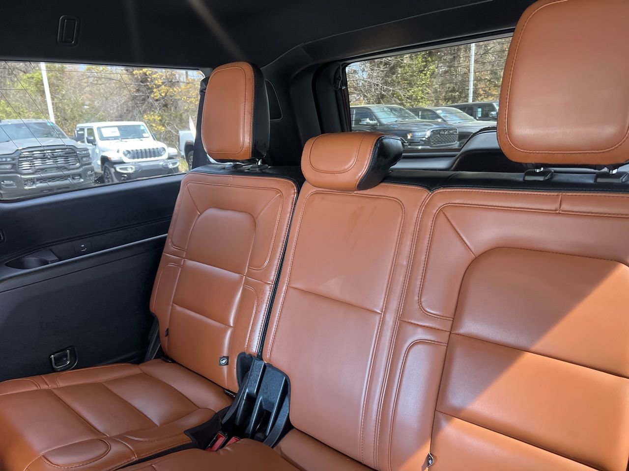 Used 2020 Lincoln Navigator L Reserve w/ Luxury Package image 24