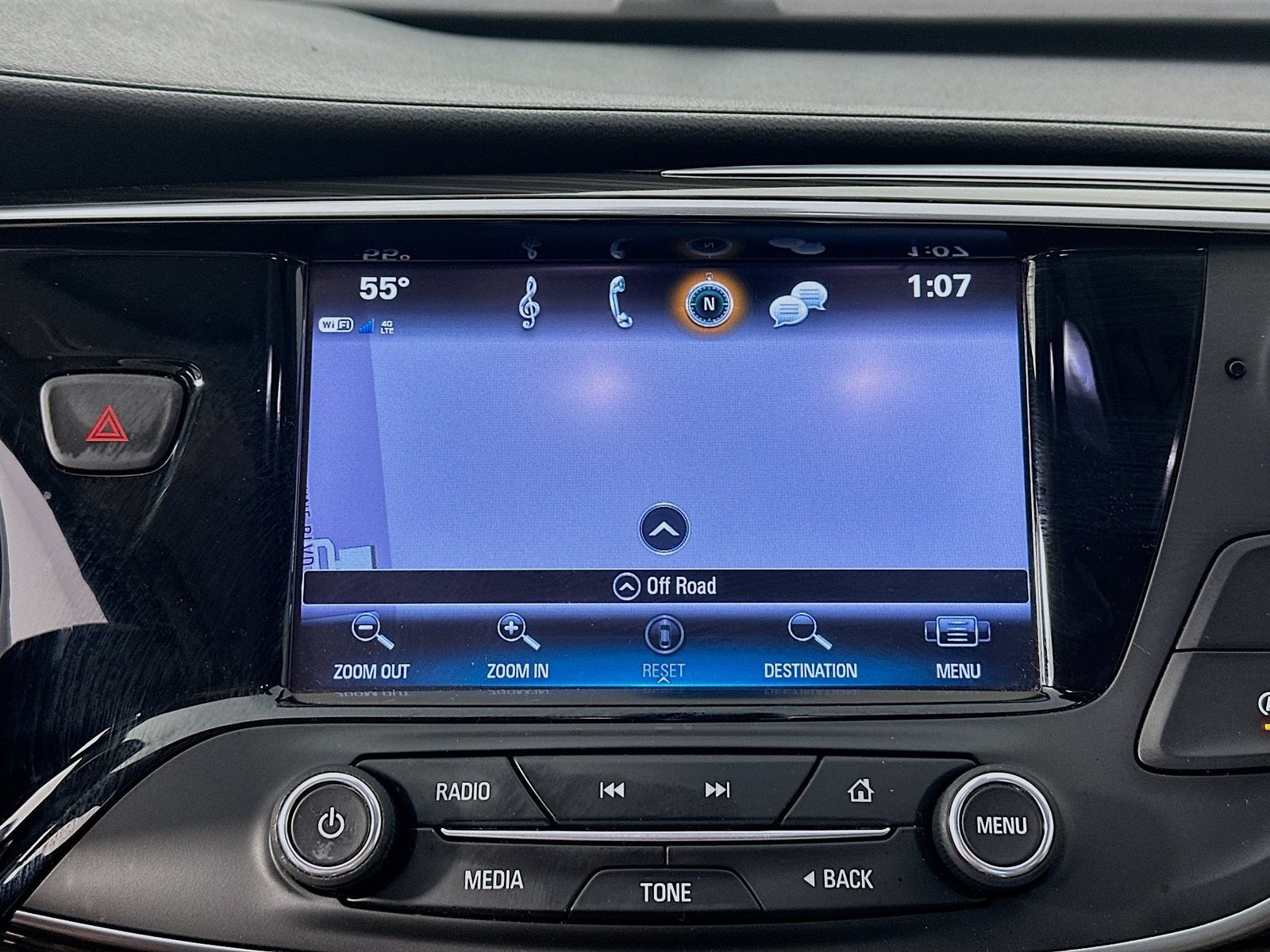 Used 2020 Buick Envision Essence FWD image 13