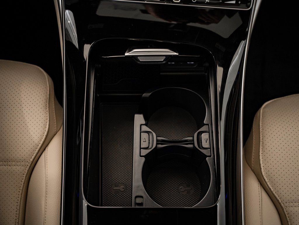 New 2026 Mercedes-Benz C 300 4MATIC Sedan image 40