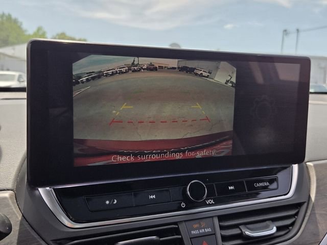 Used 2024 Nissan Altima 2.5 SV w/ SV Premium Package FWD image 21
