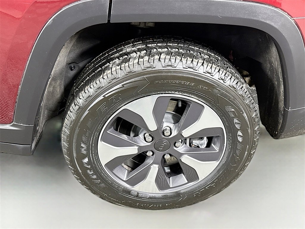 Used 2022 Jeep Grand Cherokee Limited 4xe image 39