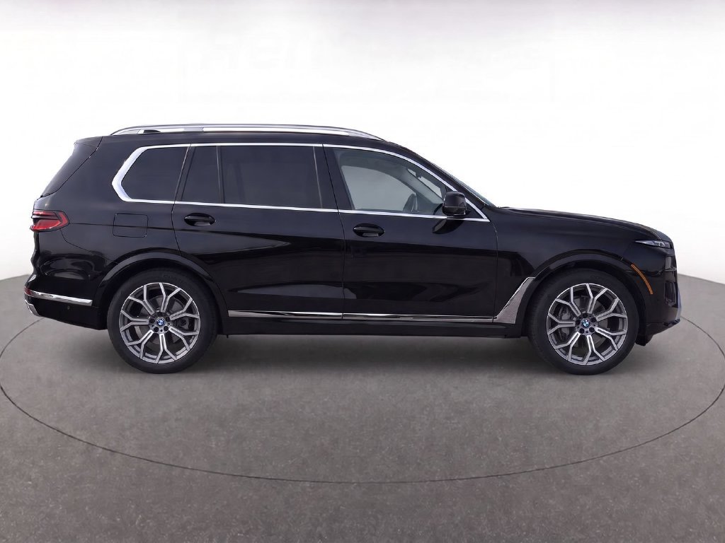 Certified 2024 BMW X7 xDrive40i w/ Executive Package AWD/4WD image 7