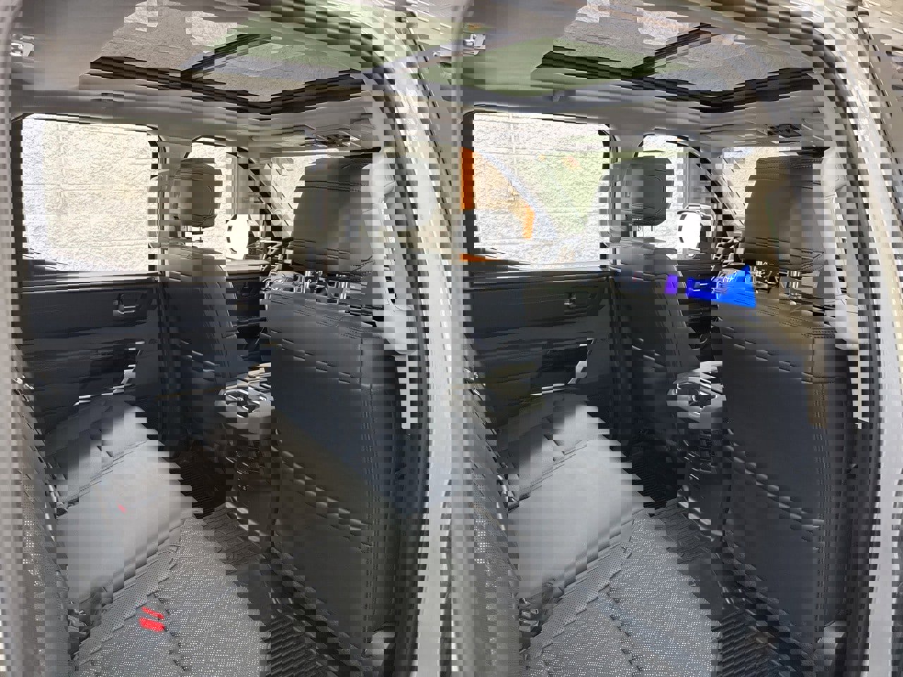 Used 2024 Toyota Tundra Limited image 48