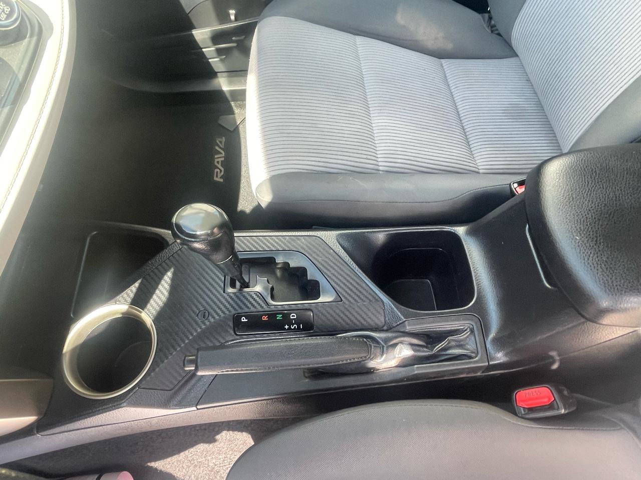 Used 2013 Toyota RAV4 LE AWD/4WD image 14