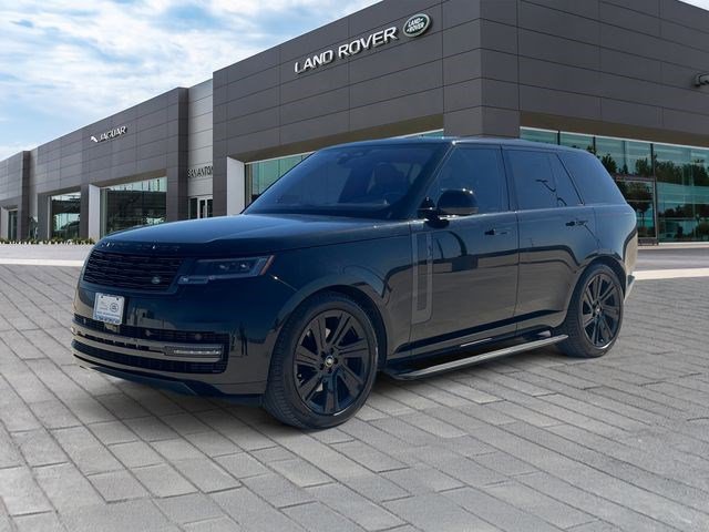 Used 2023 Land Rover Range Rover SE AWD/4WD image 1
