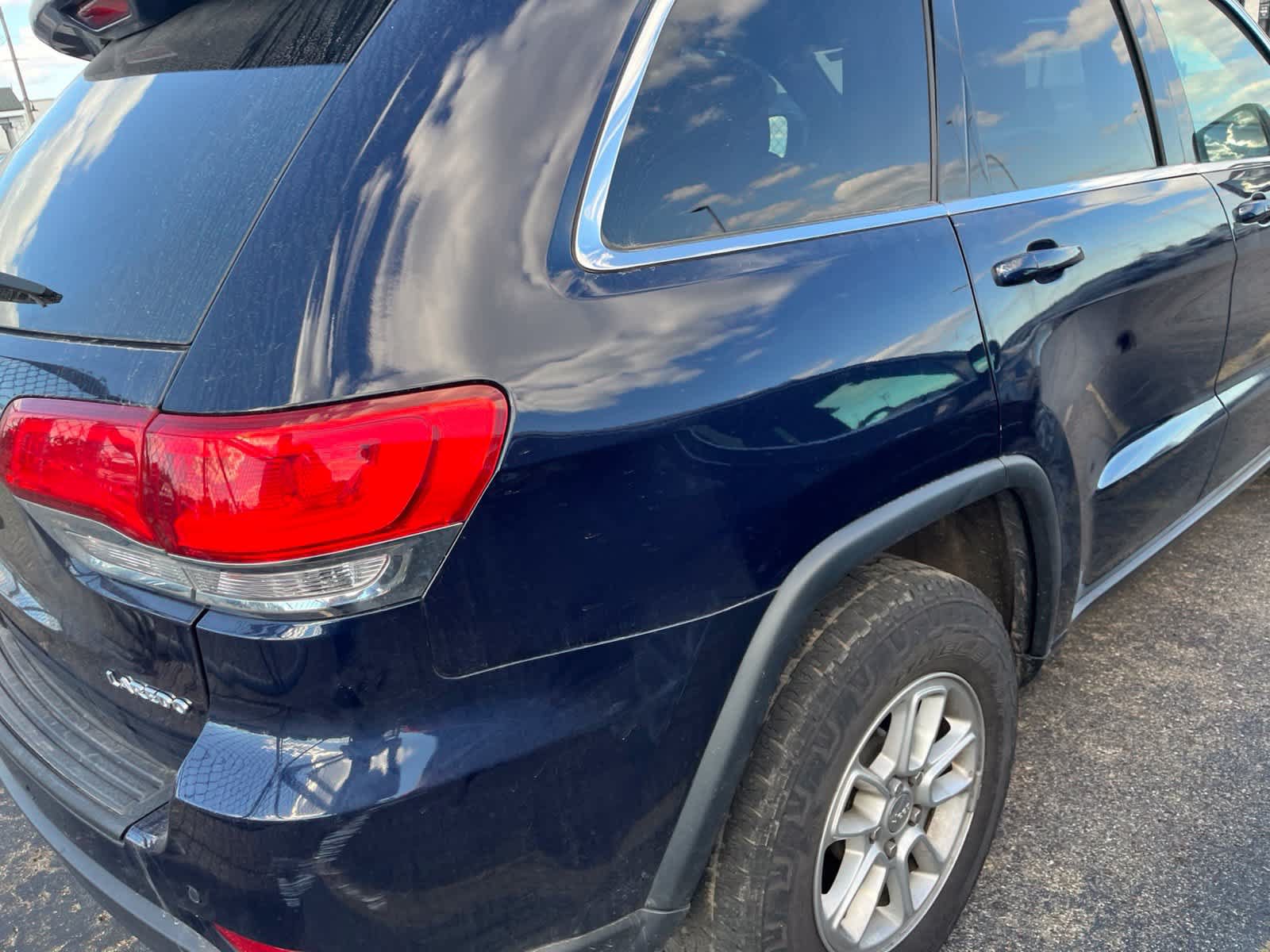 Used 2018 Jeep Grand Cherokee Laredo AWD/4WD image 14