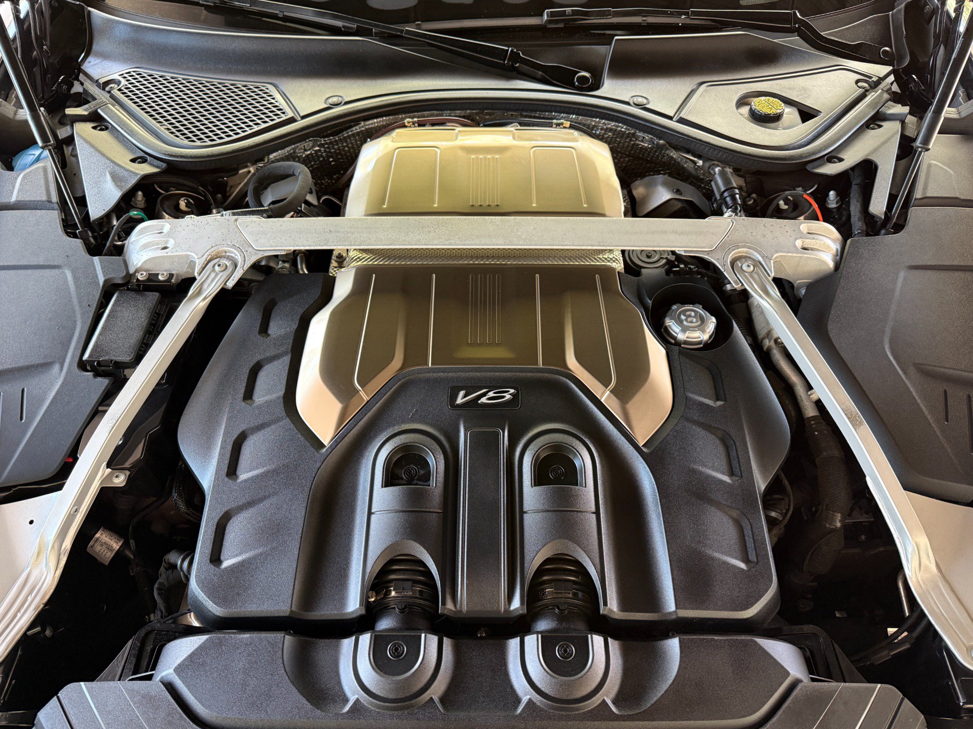 Used 2020 Bentley Continental GT V8 AWD/4WD image 39
