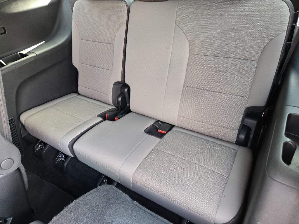 Used 2026 Chevrolet Traverse LT w/ Driver Confidence Package FWD image 31