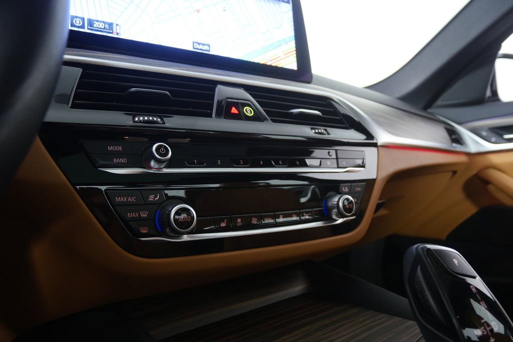 Certified 2023 BMW 530i RWD image 23