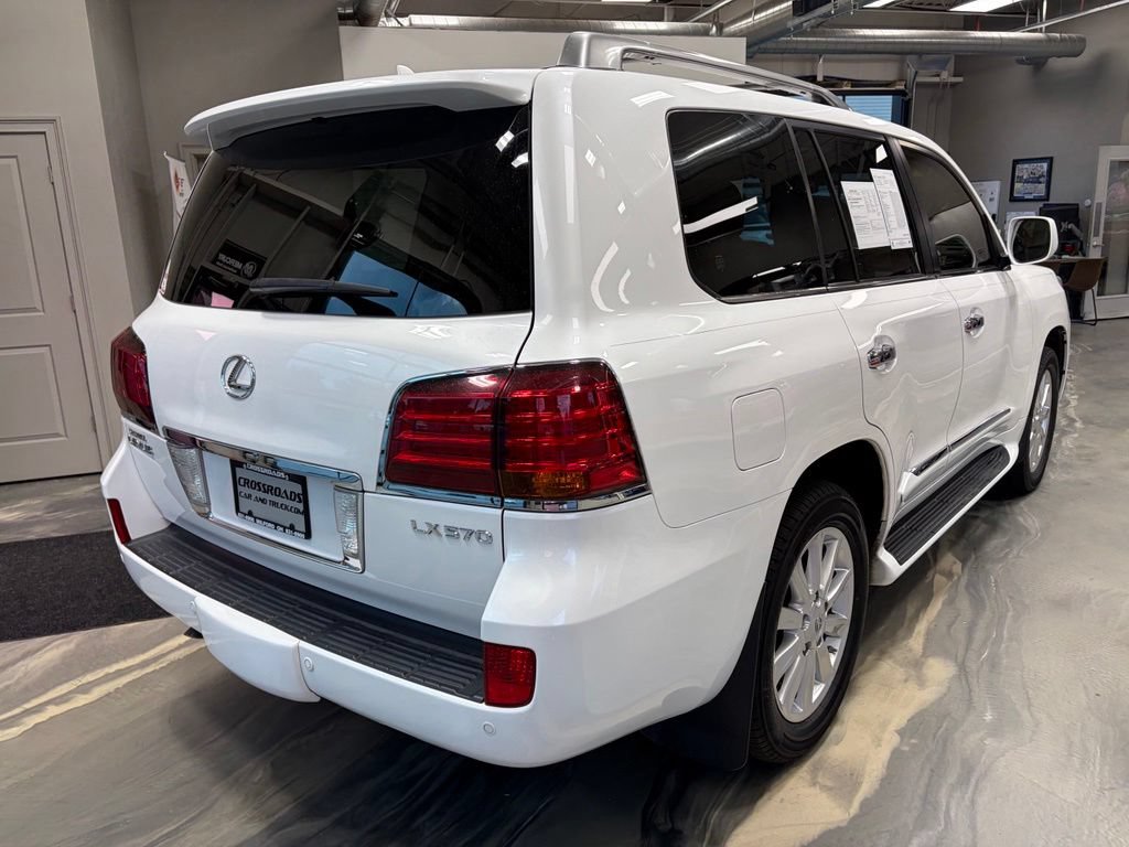 Used 2010 Lexus LX 570 4WD image 42