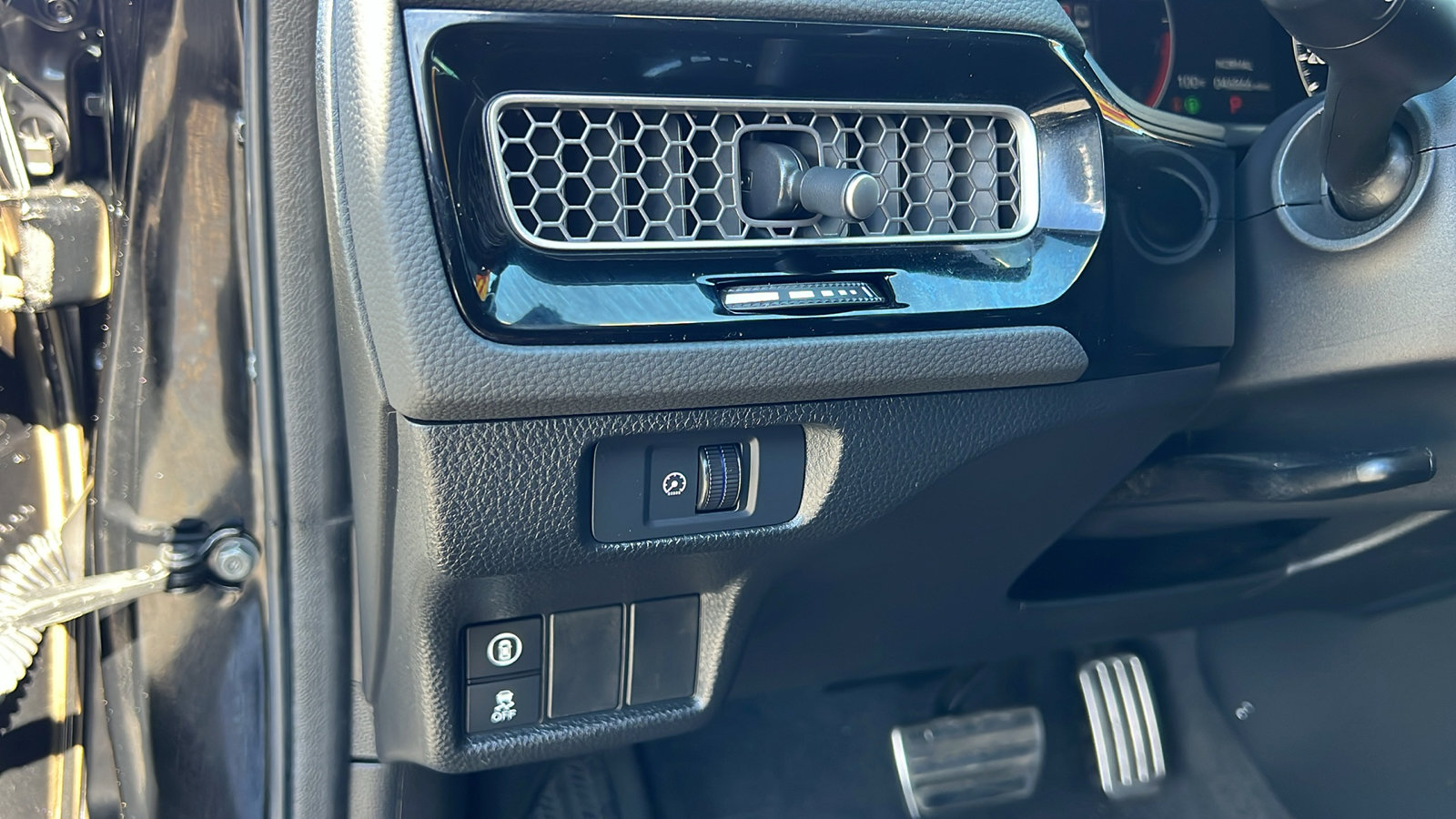 Used 2024 Honda Civic Sport image 27