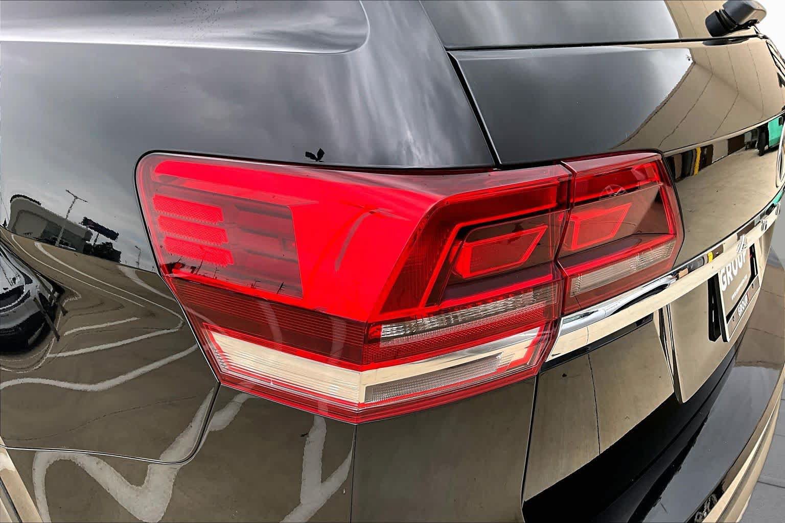Used 2019 Volkswagen Atlas S FWD image 28