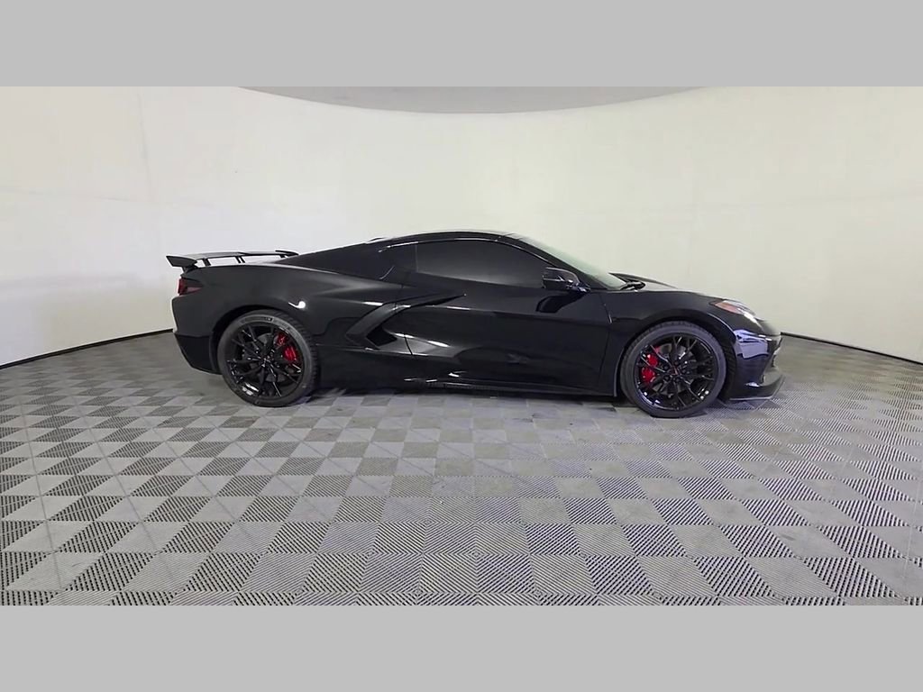 Used 2026 Chevrolet Corvette Stingray Preferred Cpe w/ Z51 Performance Package RWD image 35