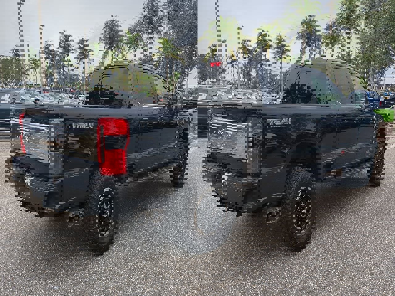 Used 2025 Ford F350 King Ranch w/ Tremor Off-Road Package image 5