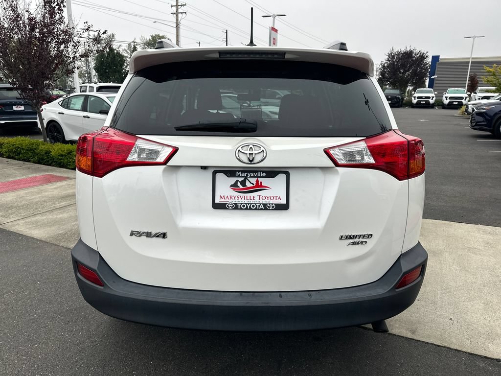 Used 2015 Toyota RAV4 Limited w/ Technology Package AWD/4WD image 4