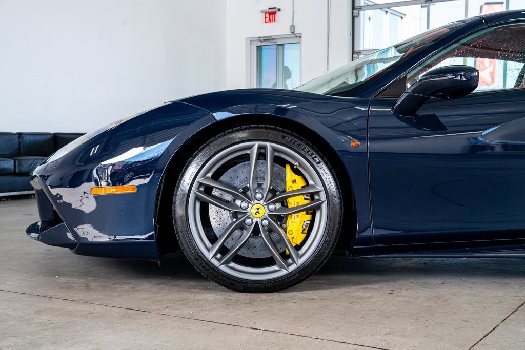 Used 2017 Ferrari 488 Spider image 10