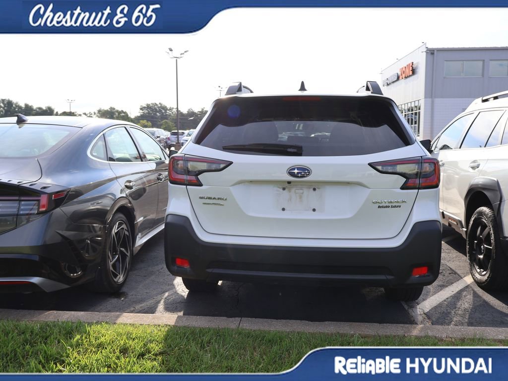 Used 2024 Subaru Outback Premium AWD/4WD image 19