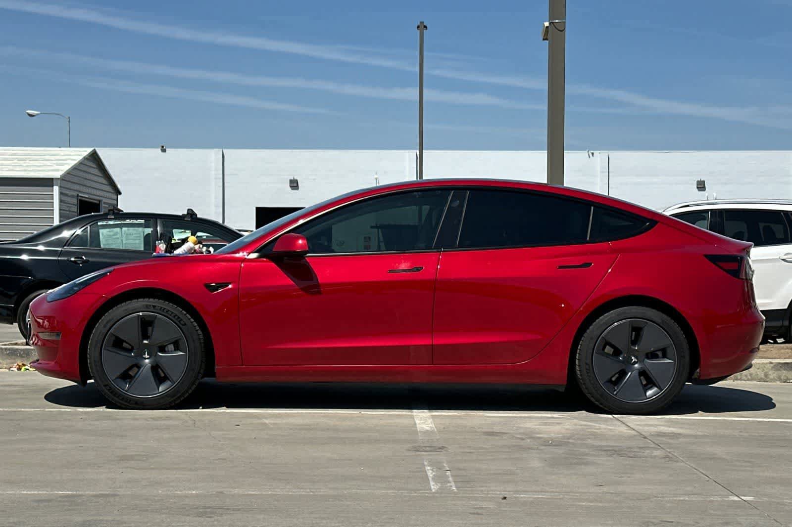 Used 2023 Tesla Model 3 Standard Range RWD image 6