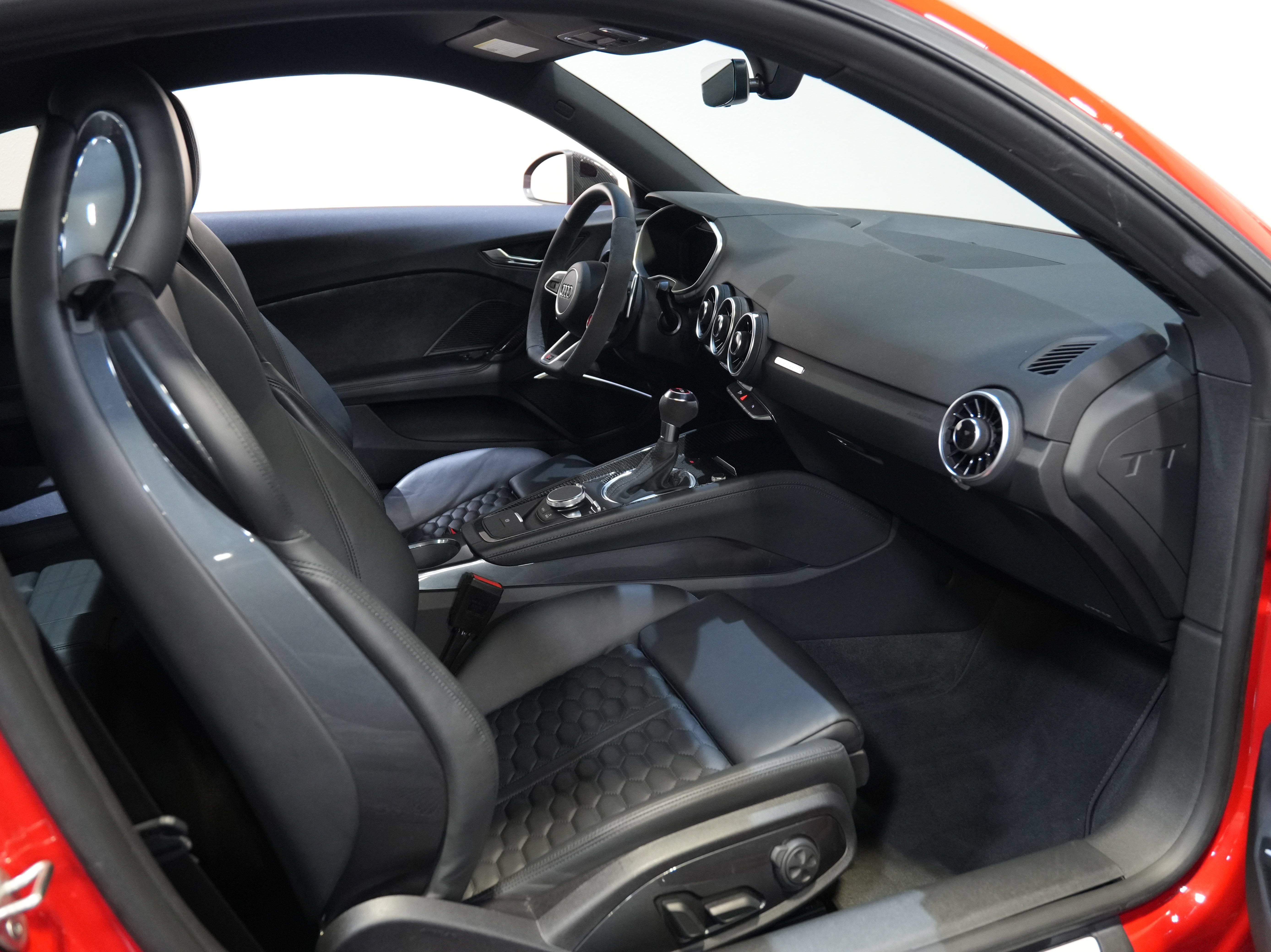 Used 2022 Audi TT RS AWD/4WD image 31