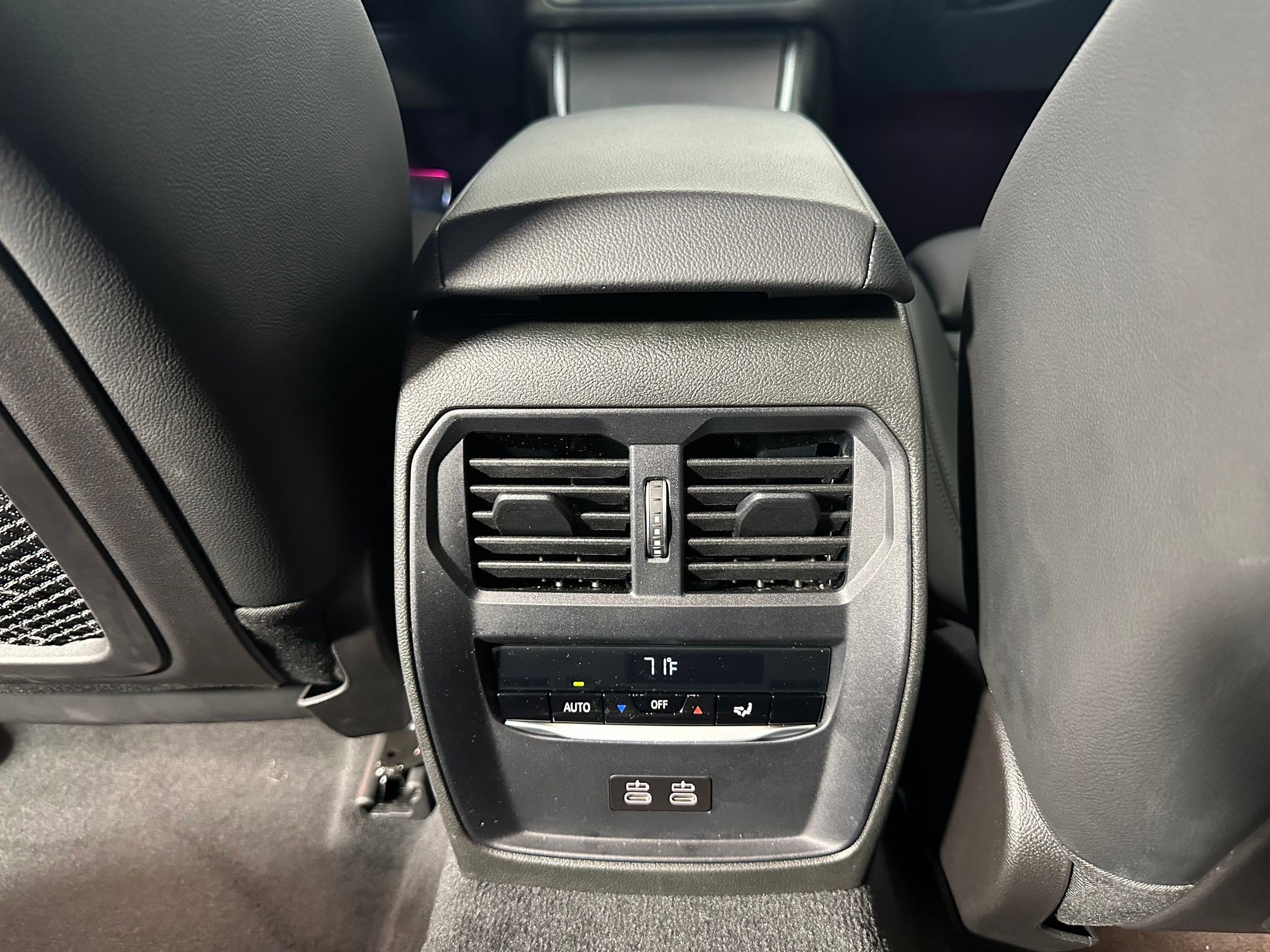 Certified 2023 BMW 330i Sedan w/ M Sport Package image 29