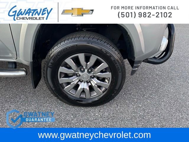 Used 2023 Toyota Tacoma Limited image 12