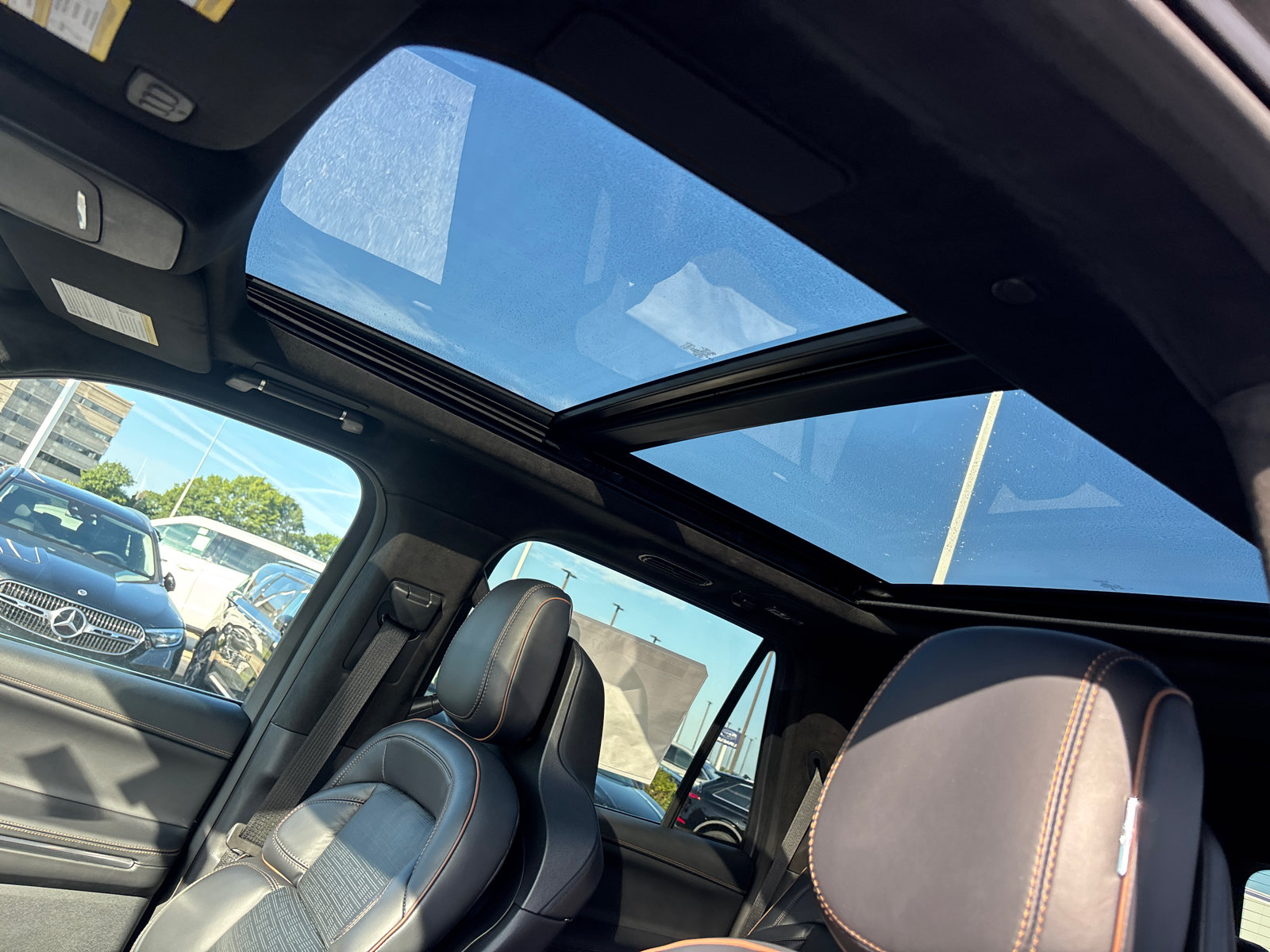 New 2027 Lincoln Navigator Black Label AWD/4WD image 25