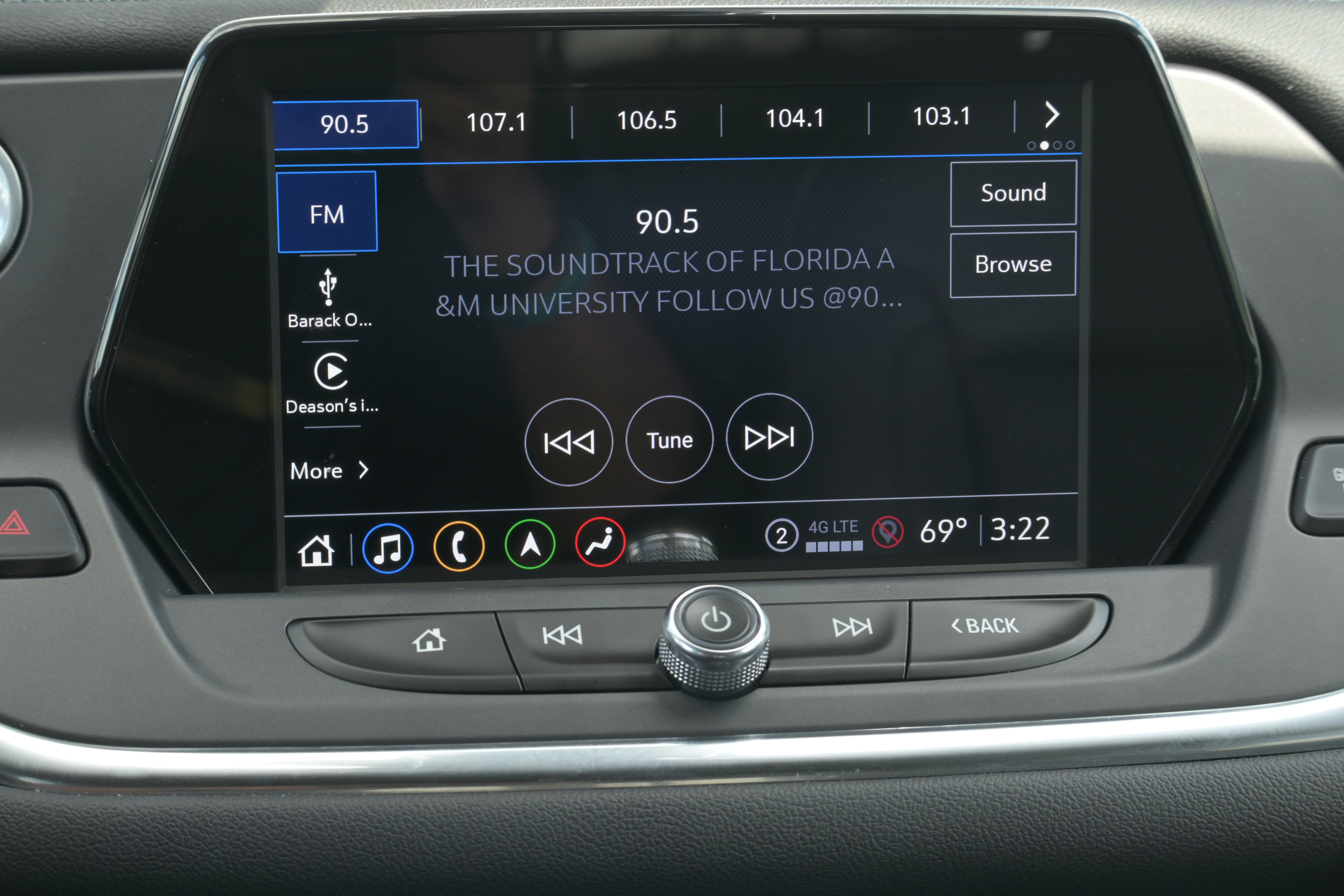 Used 2022 Chevrolet Blazer LT w/ Sound & Technology Package AWD/4WD image 15