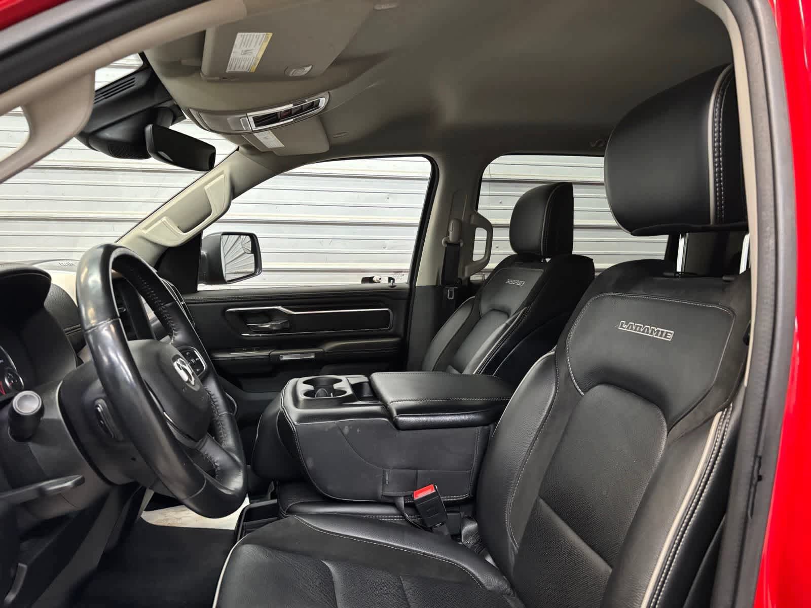 Used 2022 RAM 1500 Laramie AWD/4WD image 14