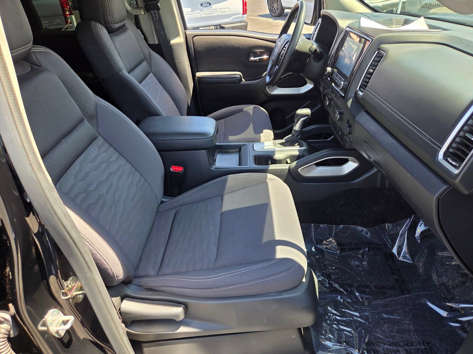 Used 2023 Nissan Frontier SV w/ Tow Package AWD/4WD image 15