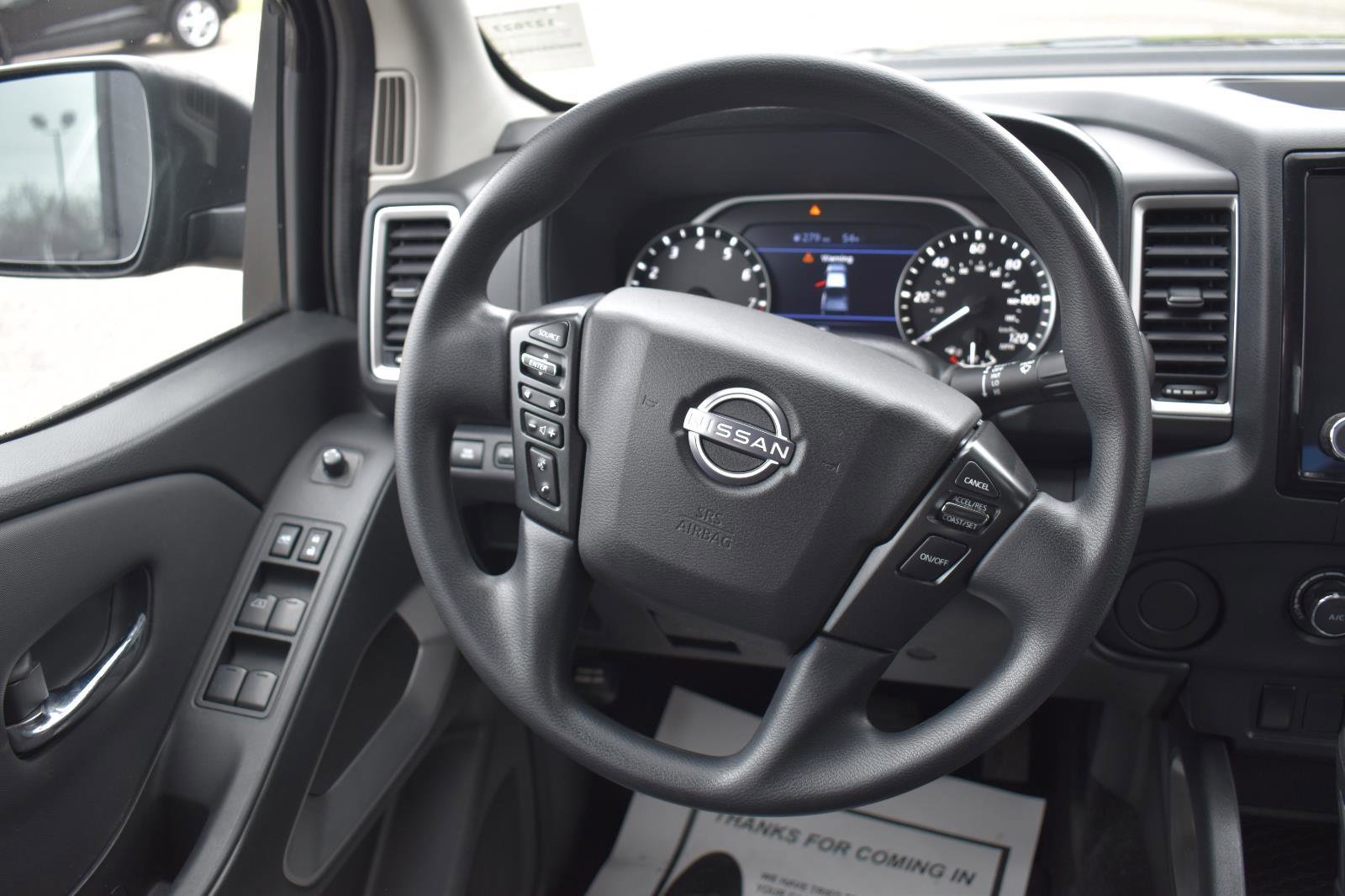 Used 2022 Nissan Frontier SV image 34