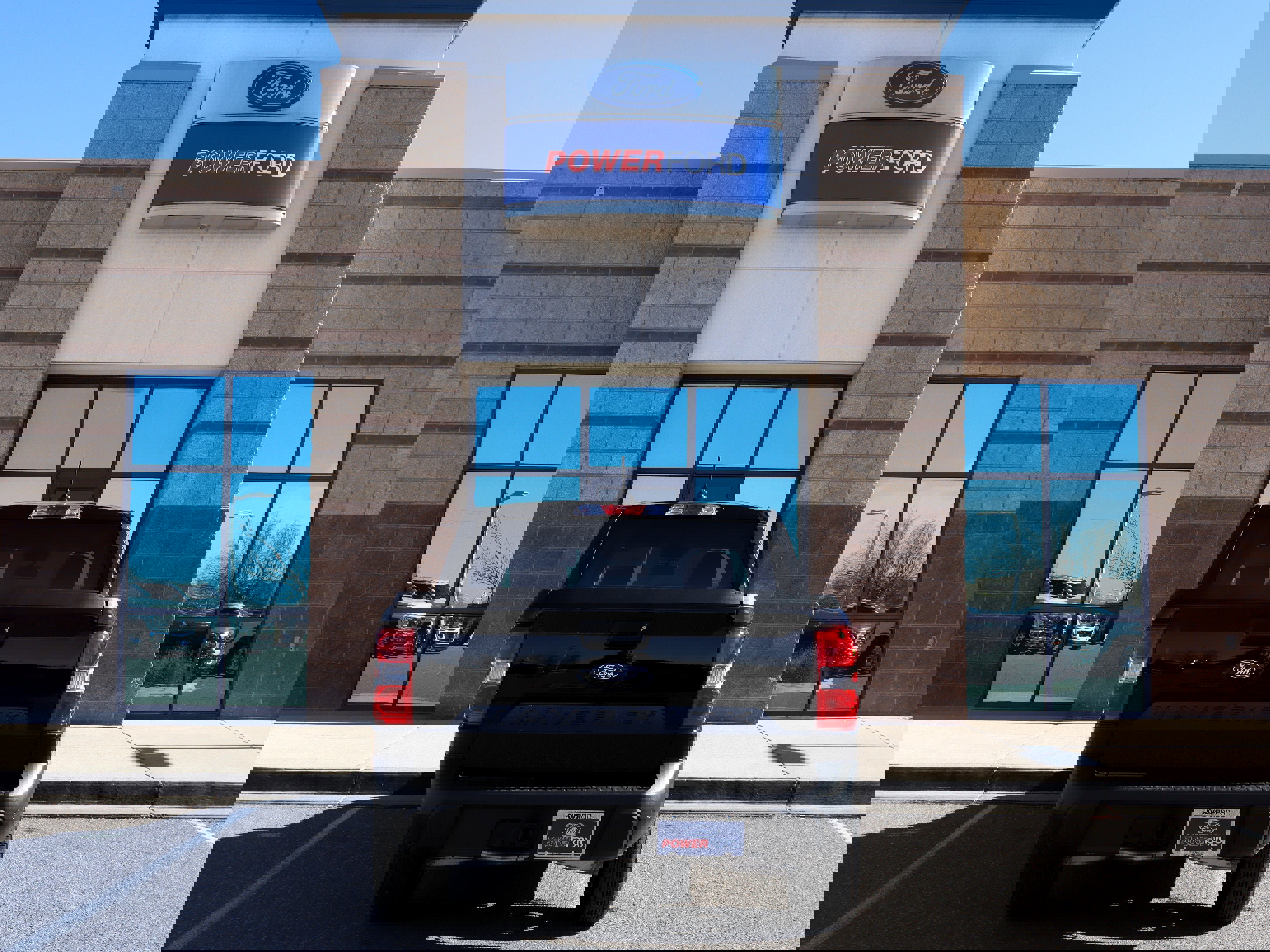 New 2025 Ford Maverick XLT w/ XLT Luxury Package image 7