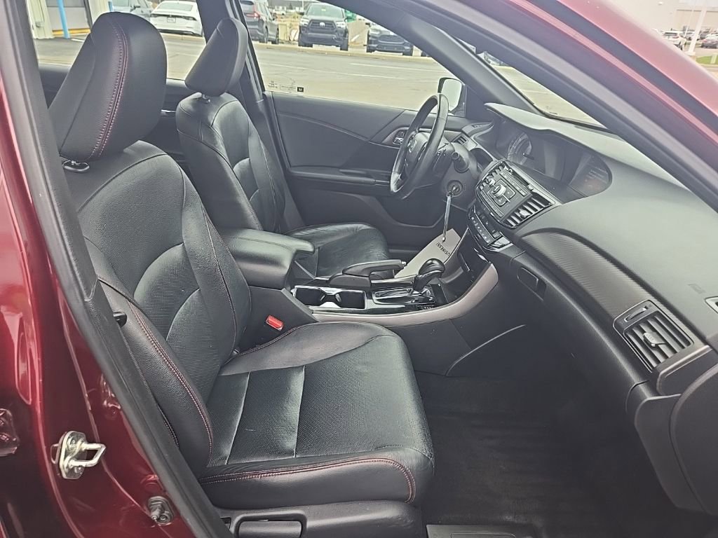 Used 2017 Honda Accord Sport Special Edition image 31