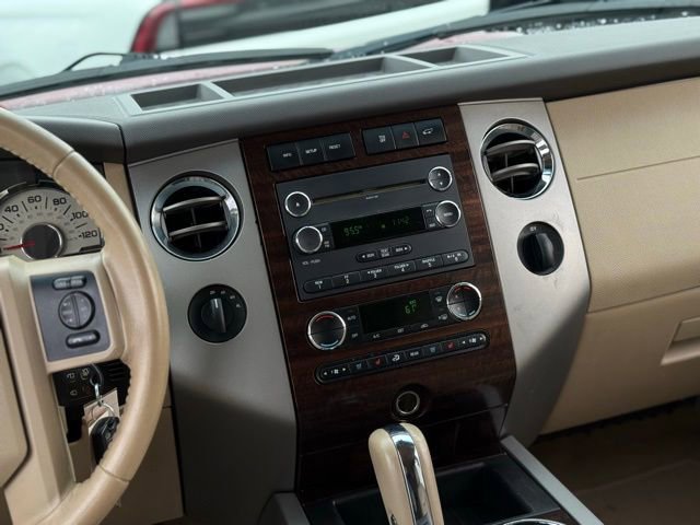 Used 2014 Ford Expedition XLT w/ Equipment Group 202A image 24