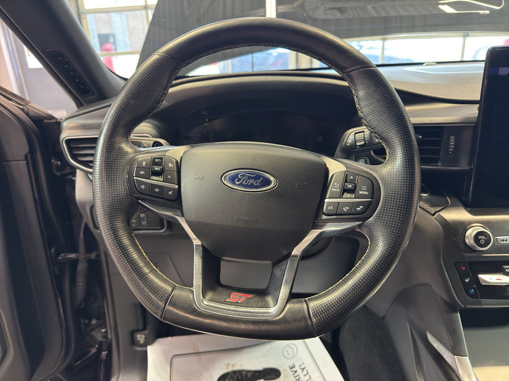 Used 2020 Ford Explorer ST w/ ST Street Pack AWD/4WD image 16