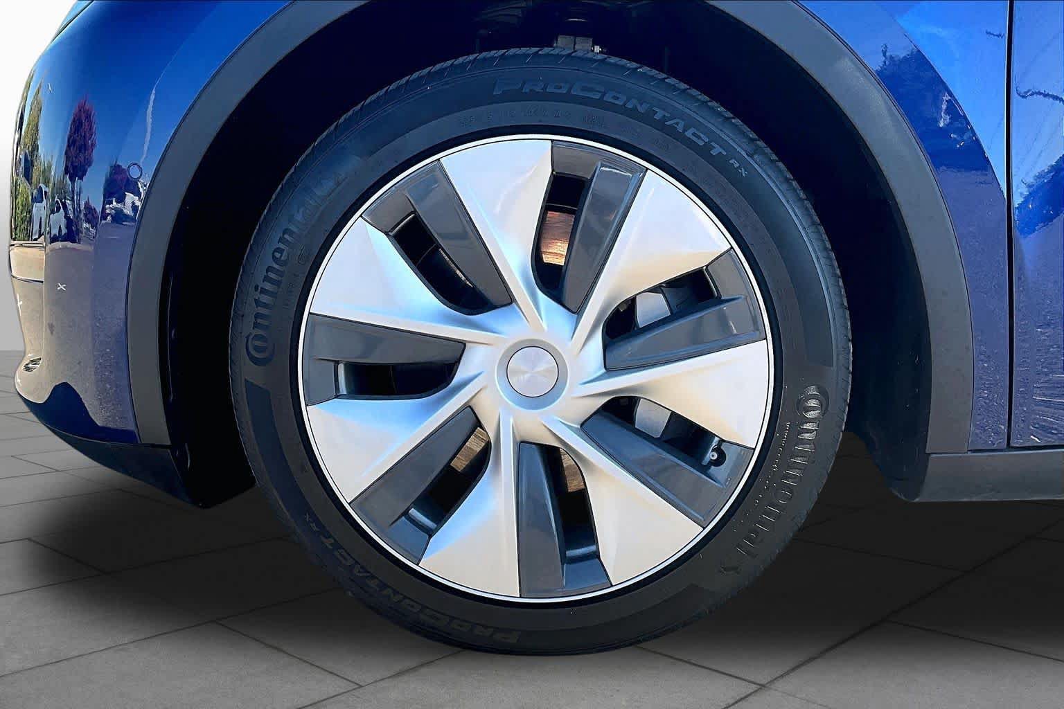 Used 2020 Tesla Model Y Long Range AWD/4WD image 10