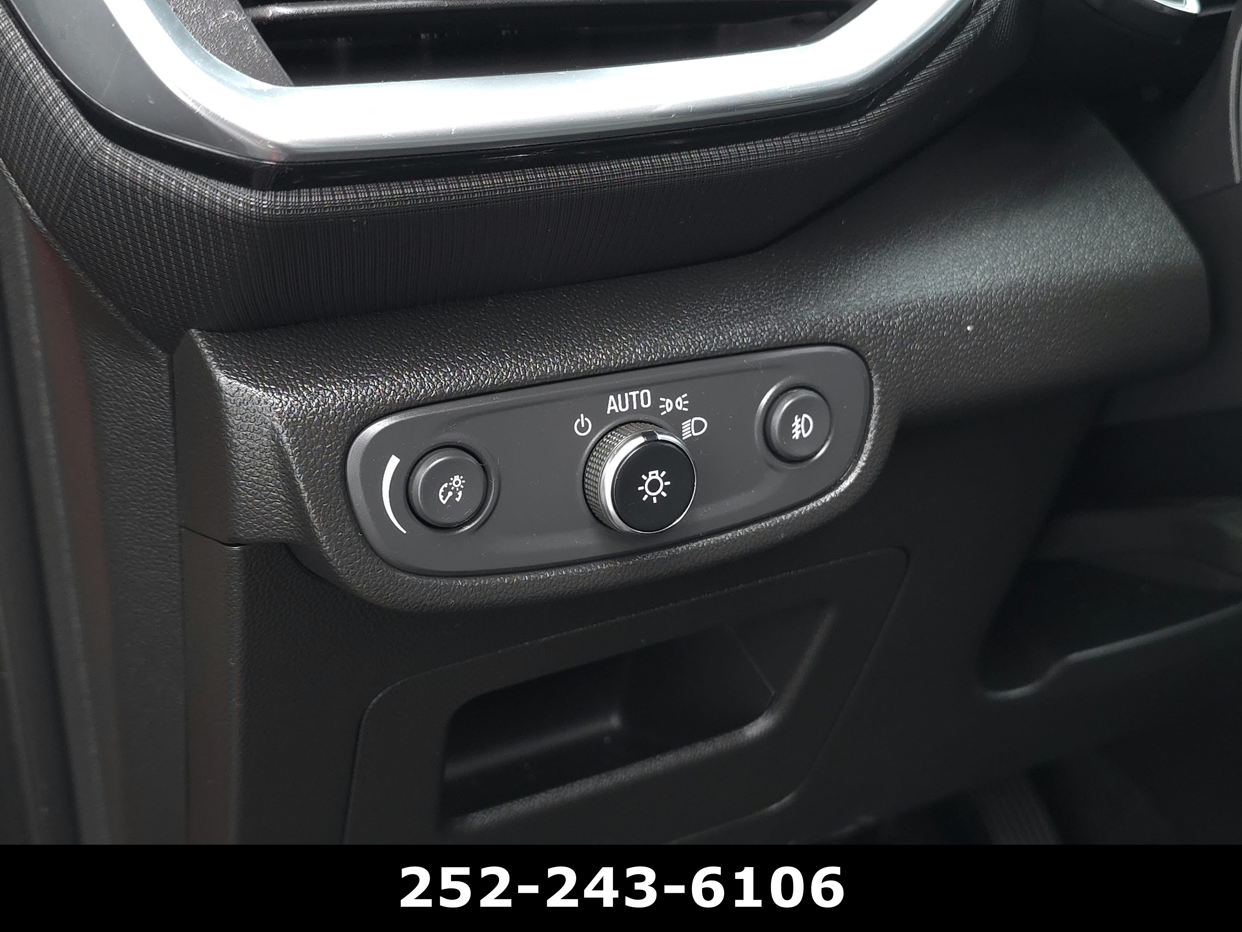 Used 2023 Chevrolet TrailBlazer LT FWD image 21