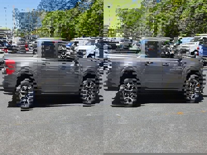 Used 2023 Ford Maverick Lariat w/ Lariat Luxury Package FWD image 15