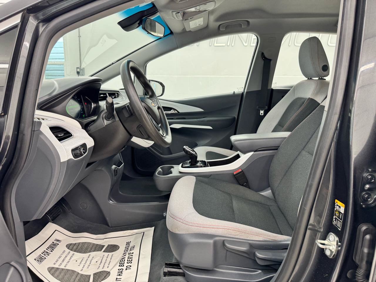 Used 2018 Chevrolet Bolt LT FWD image 10