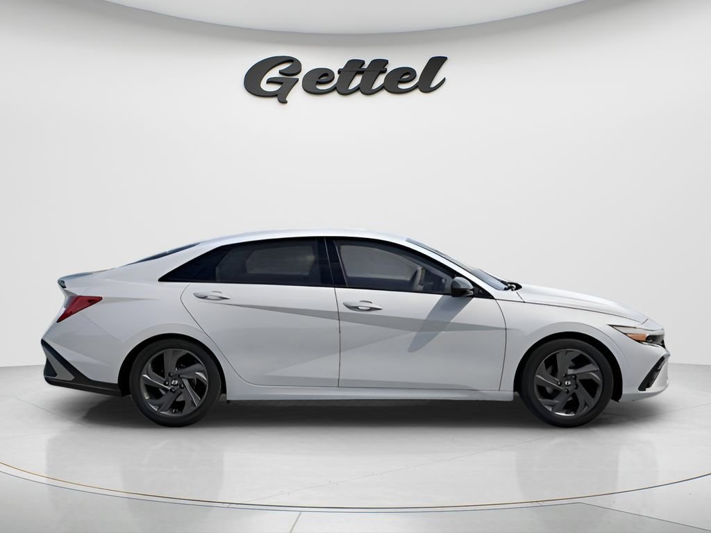 New 2026 Hyundai Elantra Sport FWD image 7