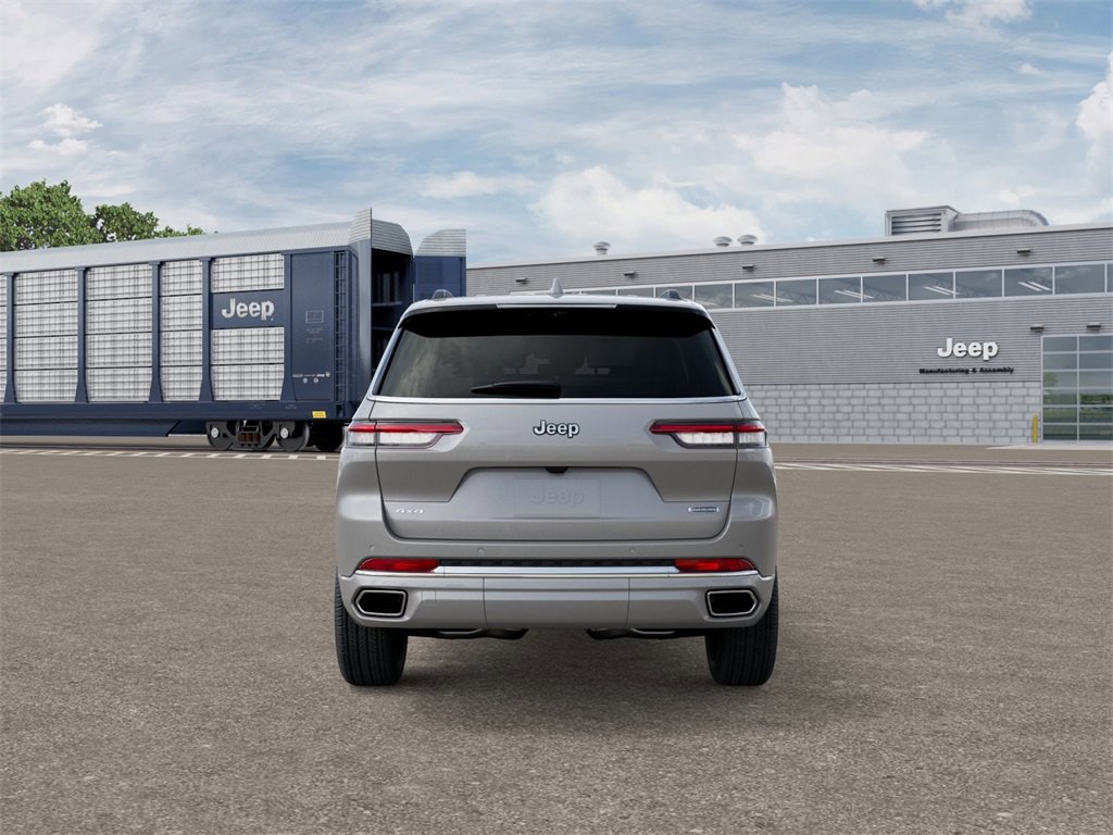 New 2025 Jeep Grand Cherokee L Overland w/ Advanced Protech Group III image 7