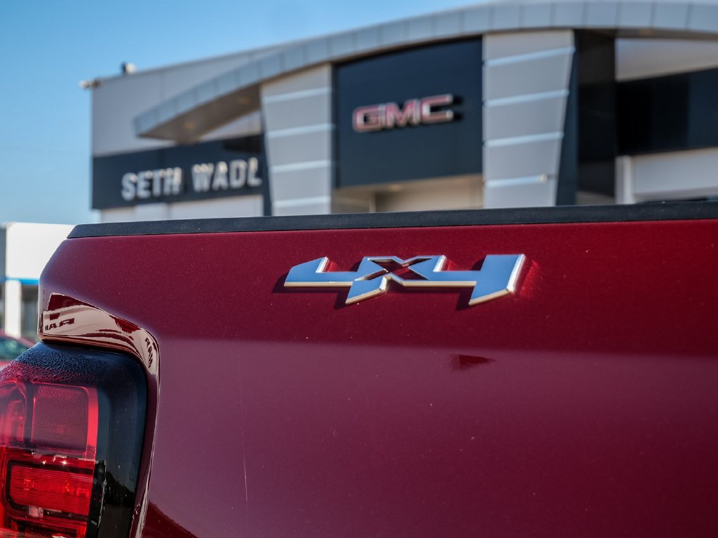 Used 2024 GMC Sierra 1500 Elevation AWD/4WD image 11