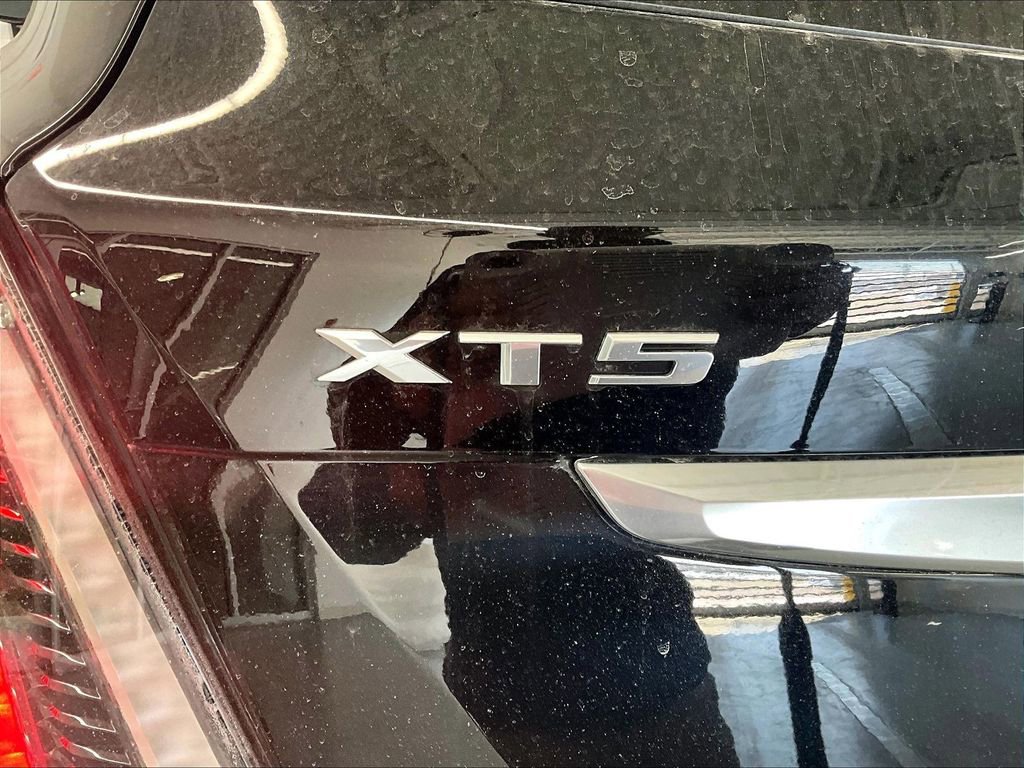 Used 2023 Cadillac XT5 Sportv image 26