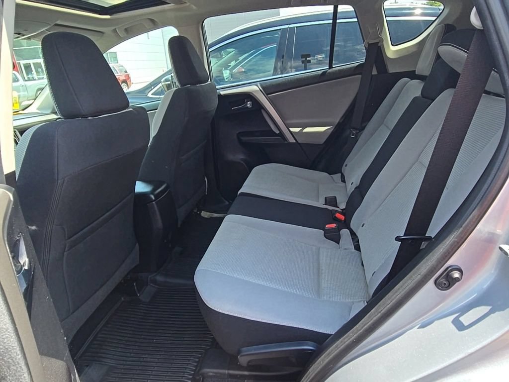 Used 2018 Toyota RAV4 XLE w/ Plus Extra Value Package AWD/4WD image 26
