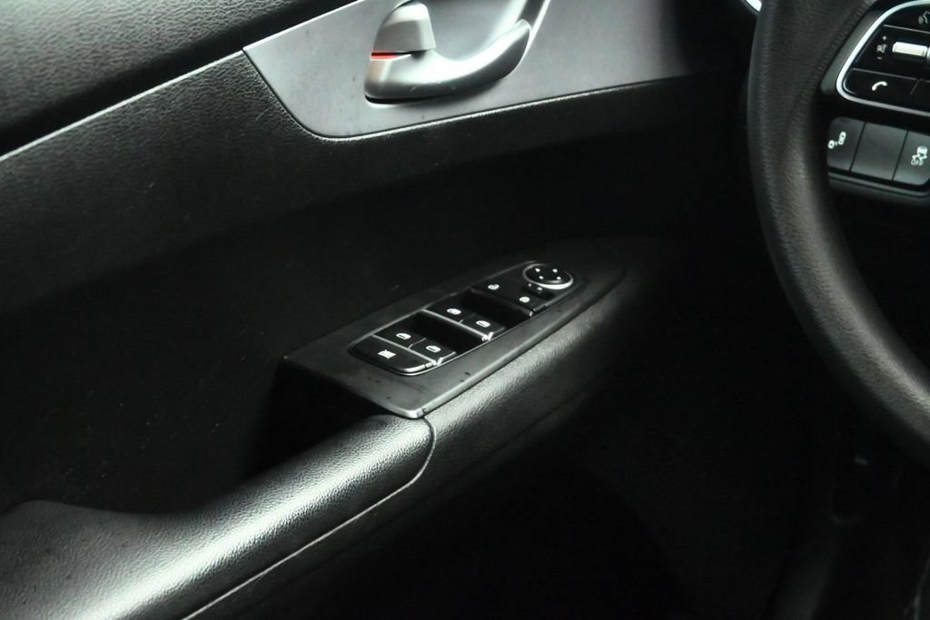 Used 2023 Kia Forte LXS w/ LXS Technology Package FWD image 41