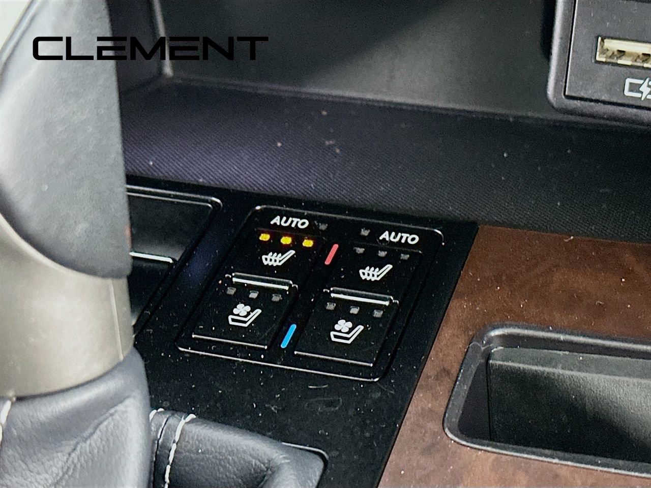 Used 2020 Lexus RX 350 AWD w/ Premium Package image 23