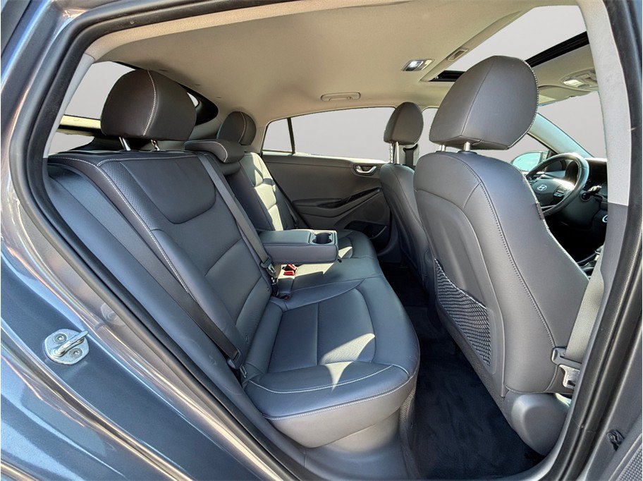 Used 2017 Hyundai Ioniq Limited FWD image 32