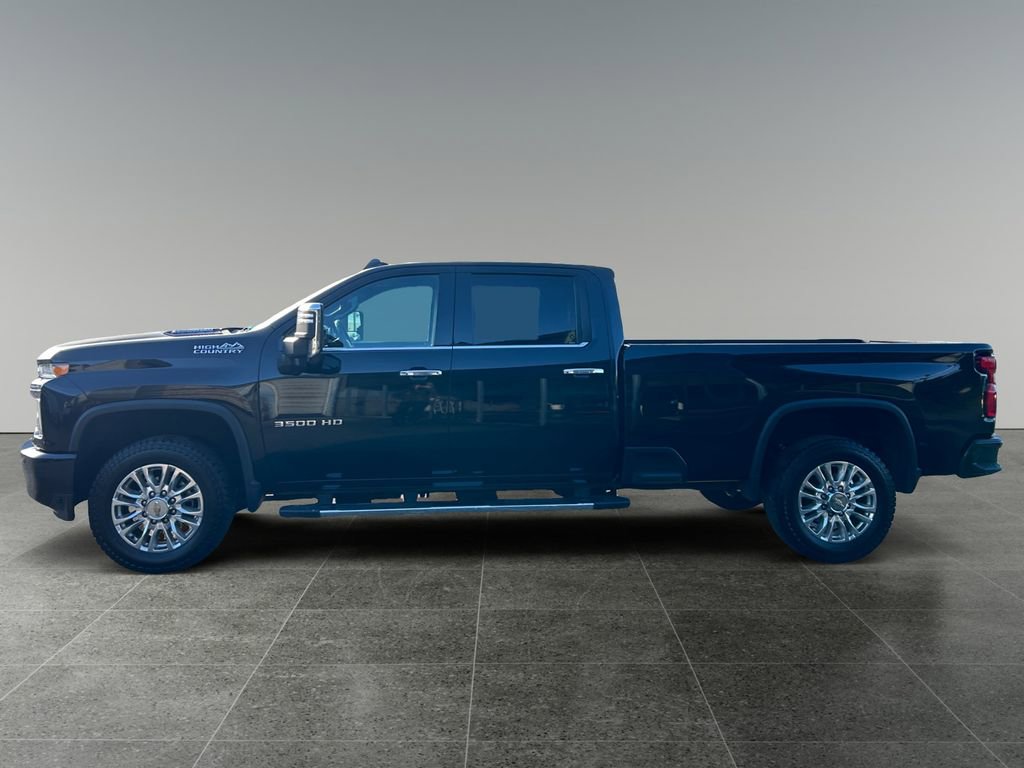 Used 2022 Chevrolet Silverado 3500 High Country w/ Technology Package image 4